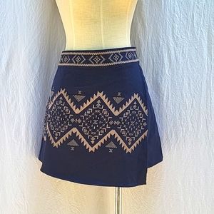 Ladies blu pepper skirt, navy w geometric tan pattern, boho, side zip, L, NWT